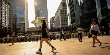 reino-unido-enfrenta-ola-de-calor-con-30-c-en-londres