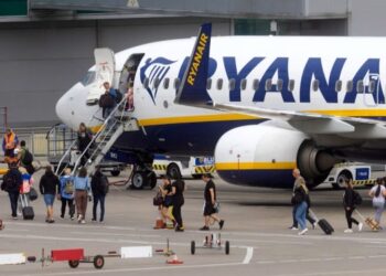 Investigan a Ryanair