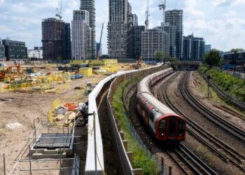 construir viviendas junto al metro